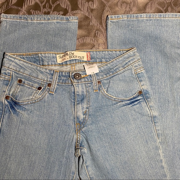 Levi’s super low bootcut denim - Picture 8 of 8